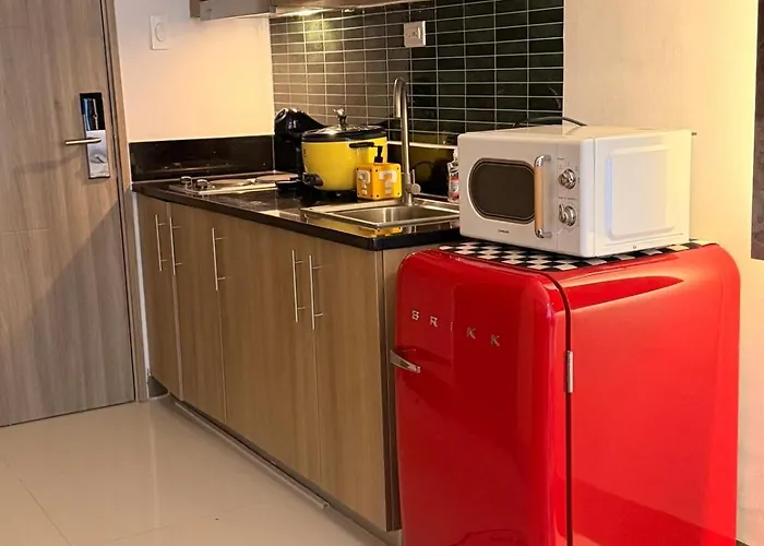 Elevated Retro Near Bgc, Makati, And Ortigas