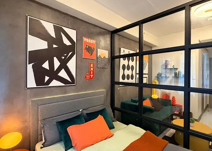 Elevated Retro Near Bgc, Makati, And Ortigas Apartamento *